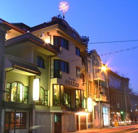 Hotel Cosmos Asenovgrad Eksteriør billede