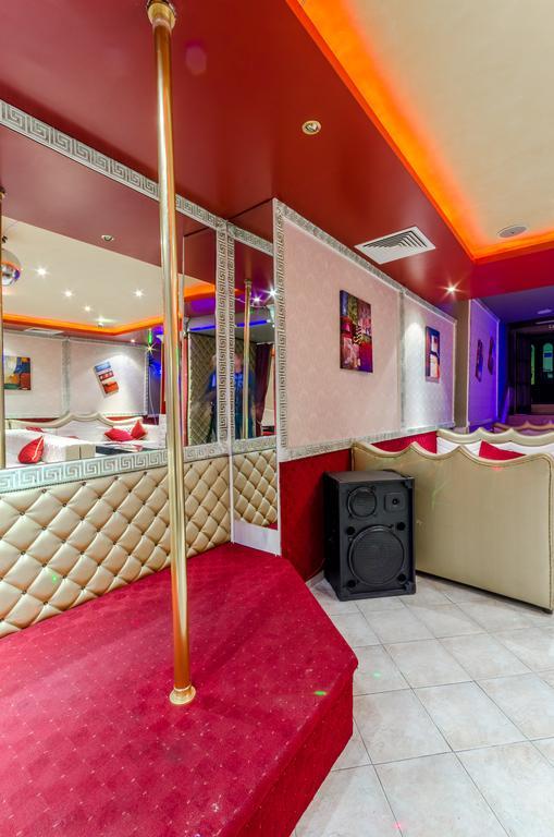 Hotel Cosmos Asenovgrad Eksteriør billede