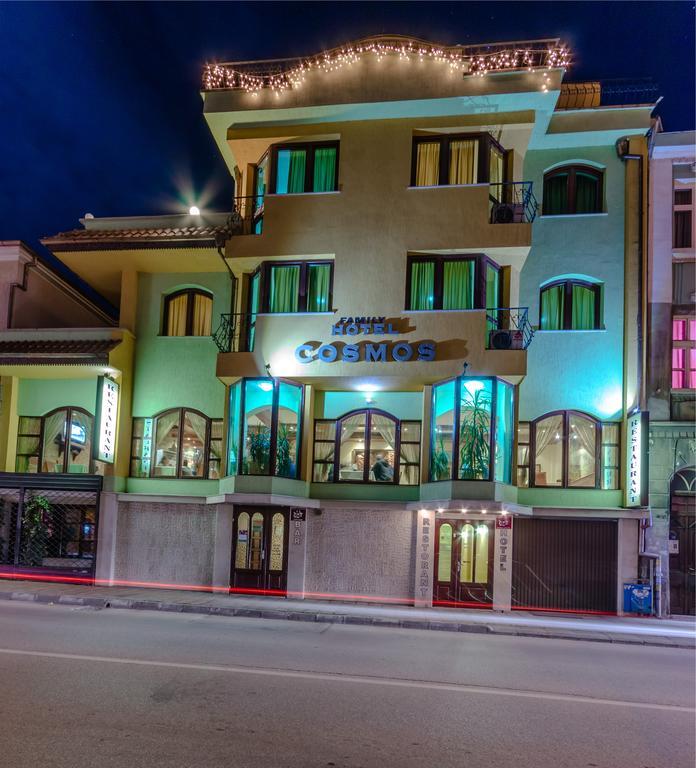 Hotel Cosmos Asenovgrad Eksteriør billede